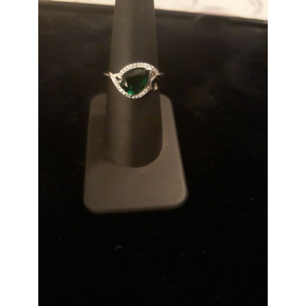 Sterling Silver Emerald Cz Ring Sz 7